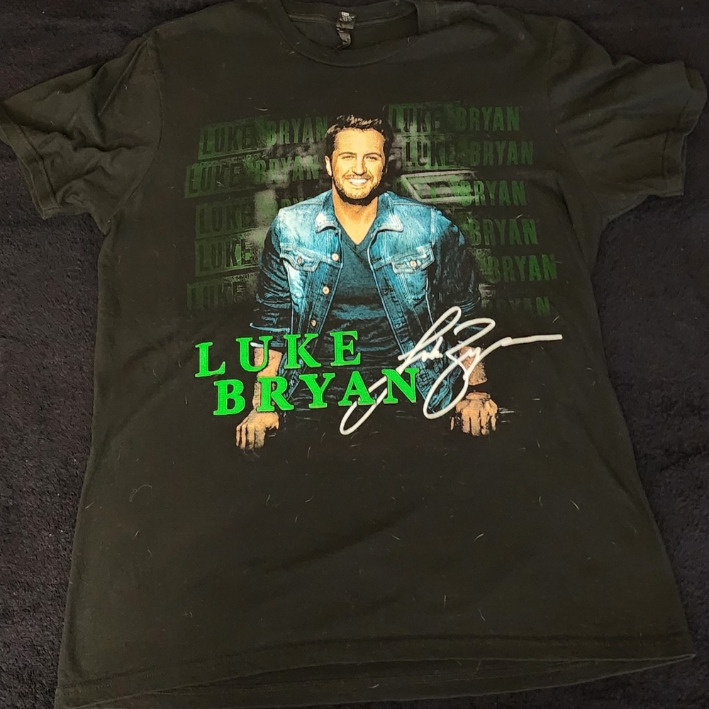 Luke Bryan Raised Up Right Tour 2022 With Signature Contry On T-Shirt - Clothing